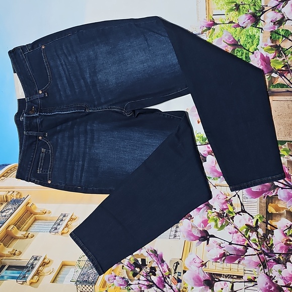 Chico's Deep Indigo Skinny High Waisted Jeans Size 10 New - Picture 2 of 6